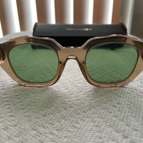 Burberry Accessories - Burberry Sunglasses